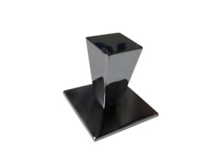 011050092 - BOTON CROMO BRILLO CUADRADO CON BASE 30x20MM